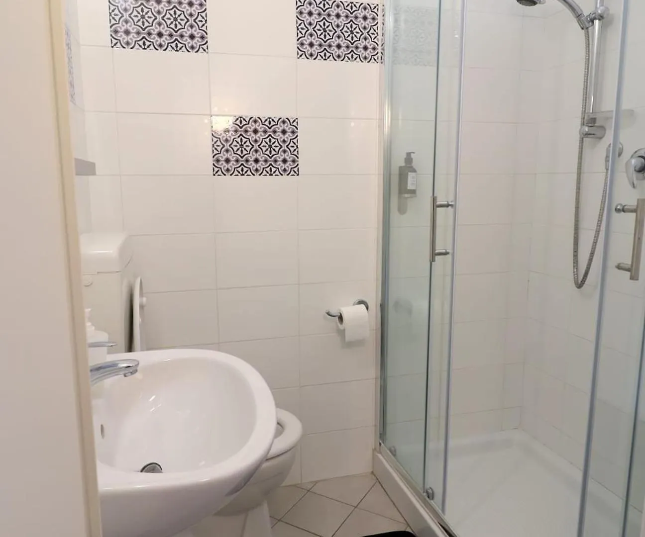 מלון קרביה Fasthotel