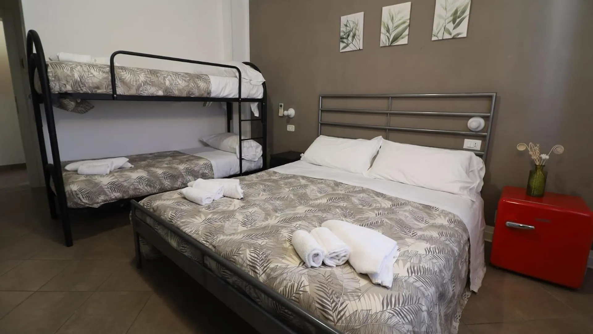 קרביה Fasthotel מלון