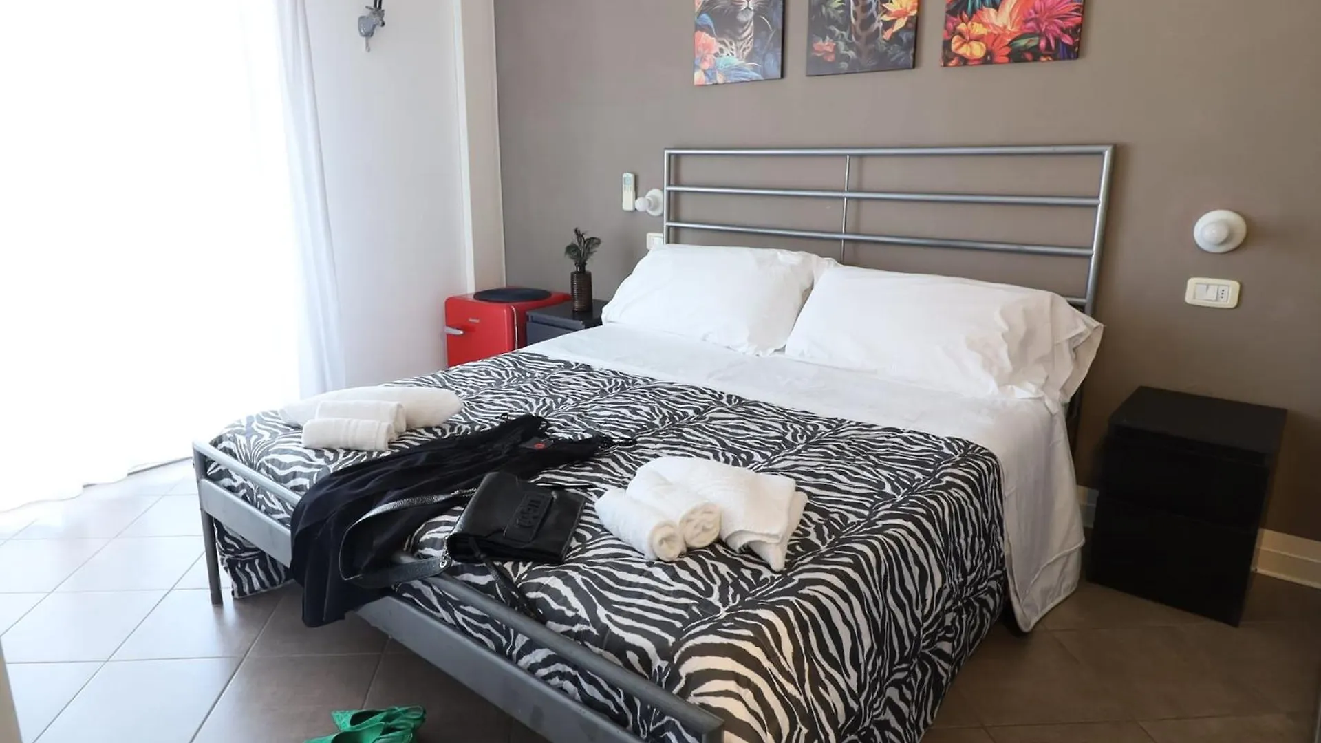 קרביה Fasthotel מלון